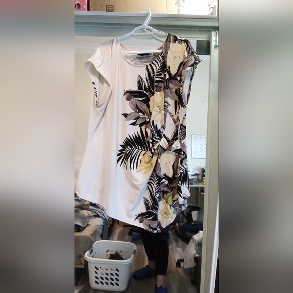 Dresses ranging xl-3x - Picture 5 of 12